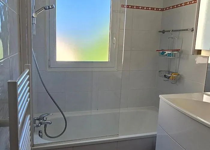 Pause Luzienne A Deux Pas De La *