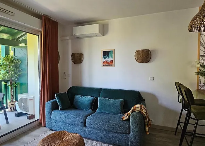 Pause Luzienne A Deux Pas De La * Saint-Jean-de-Luz