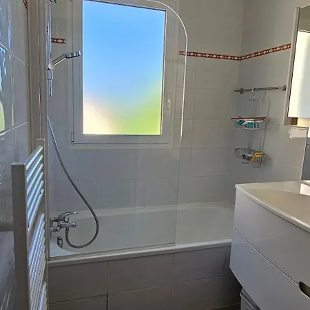 Pause Luzienne A Deux Pas De La *