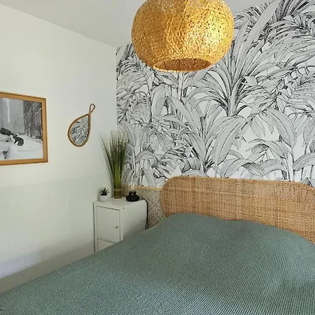 Pause Luzienne A Deux Pas De La *